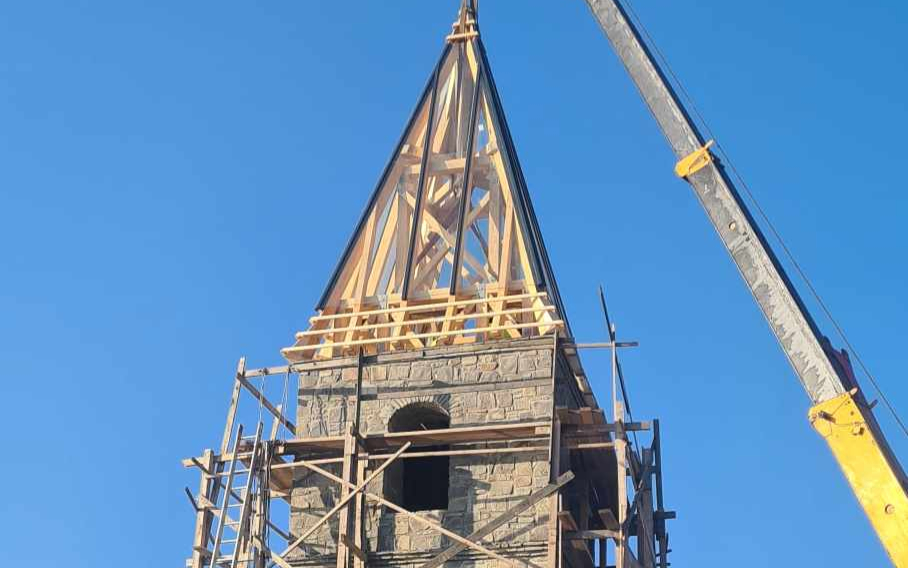 Biserica din Bezidul Nou va fi inaugurată în această vară