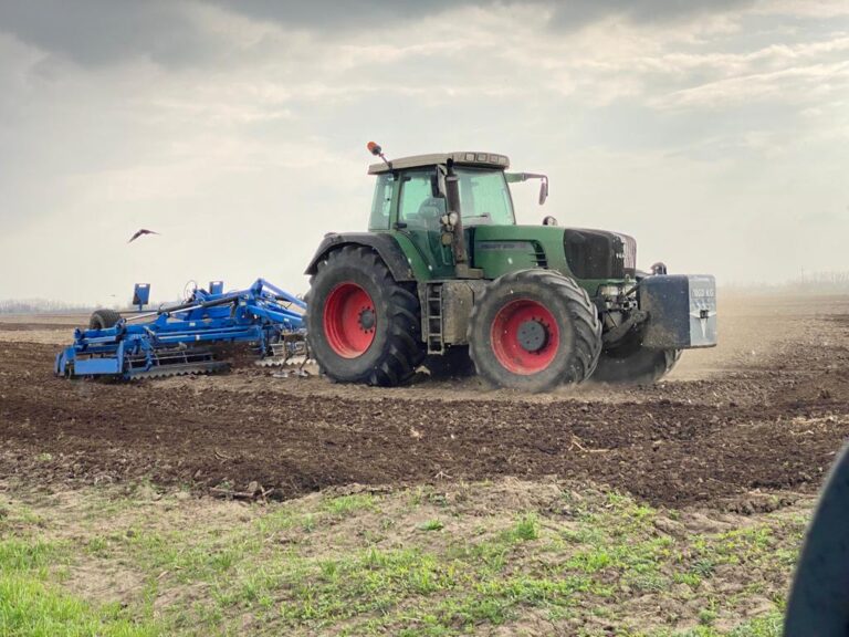 Noi ajutoare pentru fermierii din România