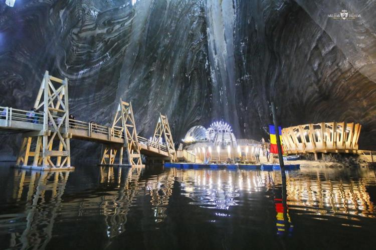 Salina Turda se închide în plin sezon turistic –