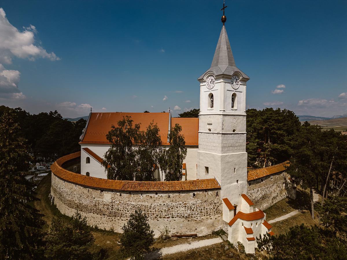 Biserica Romano-Catolică din Cârța –