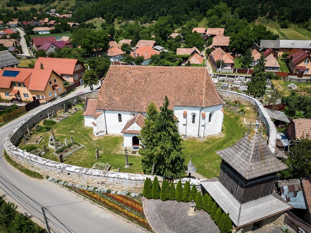 Ruta Sfântul Ladislau pe teritoriul României: Ansamblul Bisericii Romano-Catolice Sfântul Emeric, Ghelința