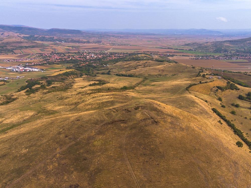 Castrul de pământ de la Măgulici – Ighiu