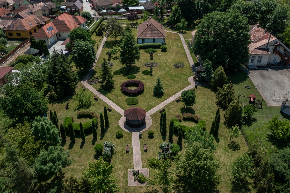 Ruta curiilor din Transilvania: Conacul Gyárfás –