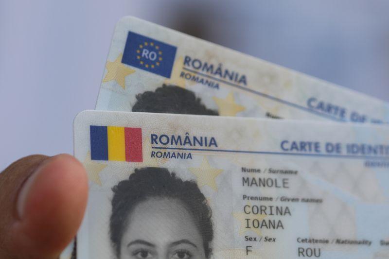 Un nou prototip de Carte Electronică de Identitate se testează în septembrie