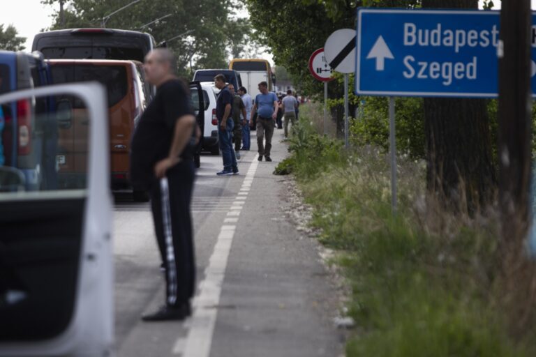 Trafic intens la frontiera cu Ungaria în ultimele zile –