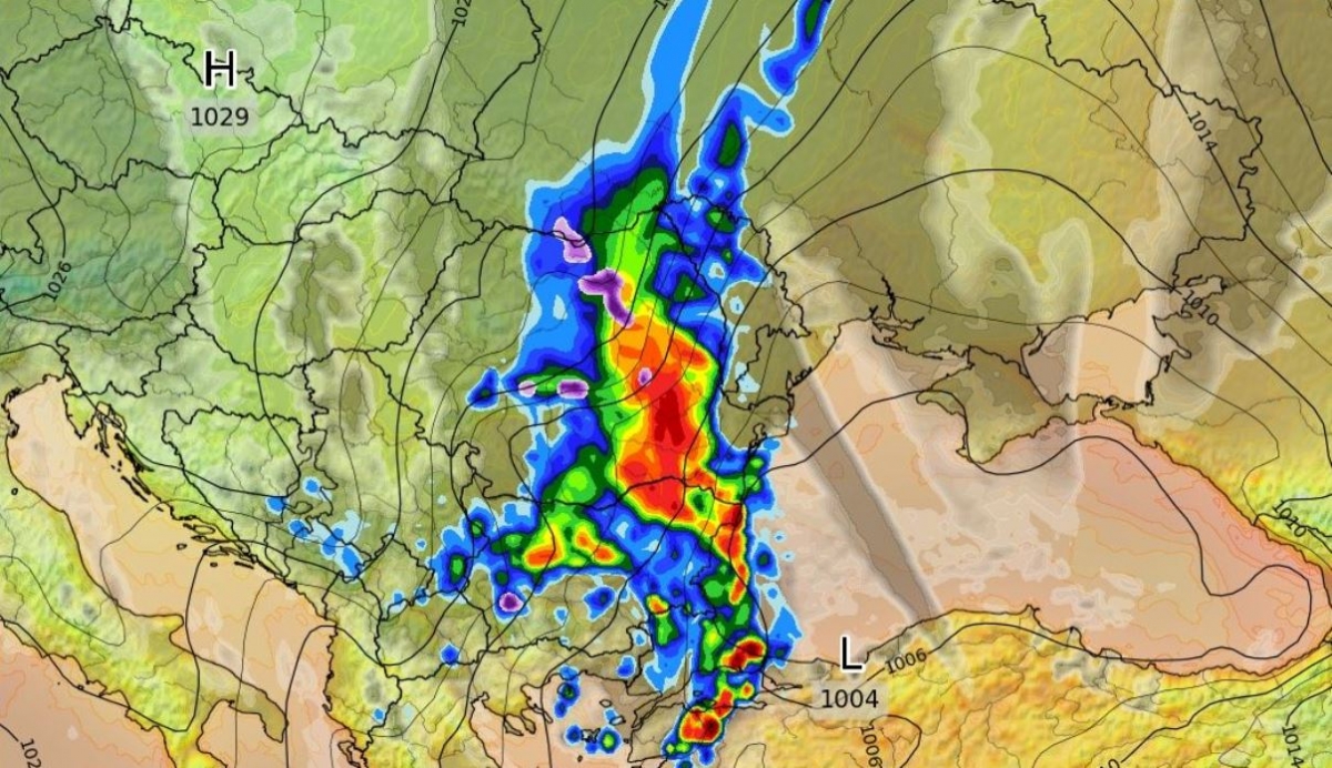 Ciclonul Ashley, o găselniță pur românească. Se decredibilizează meteorologia