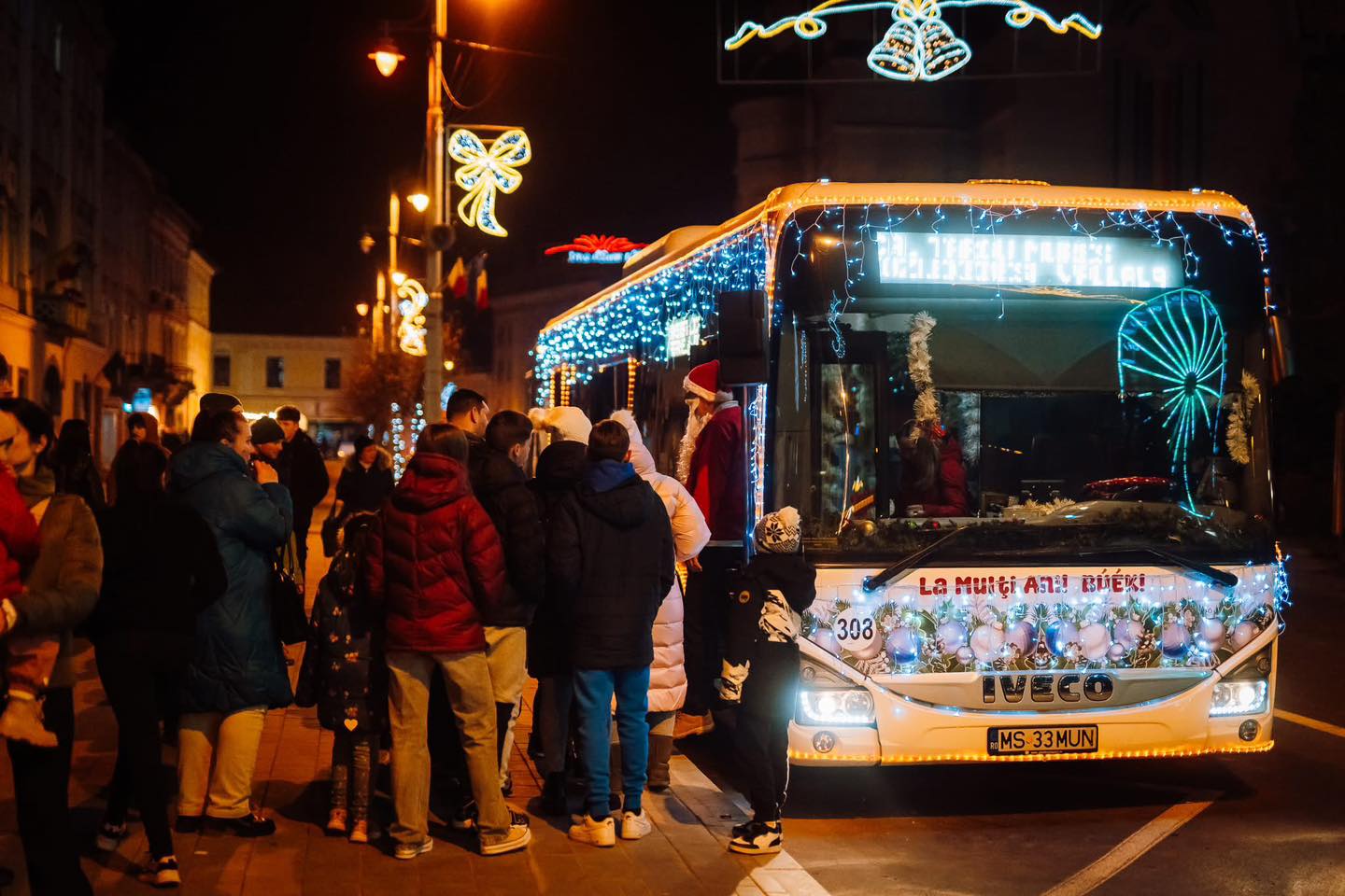 Programul autobuzului Moșului până în 20 decembrie