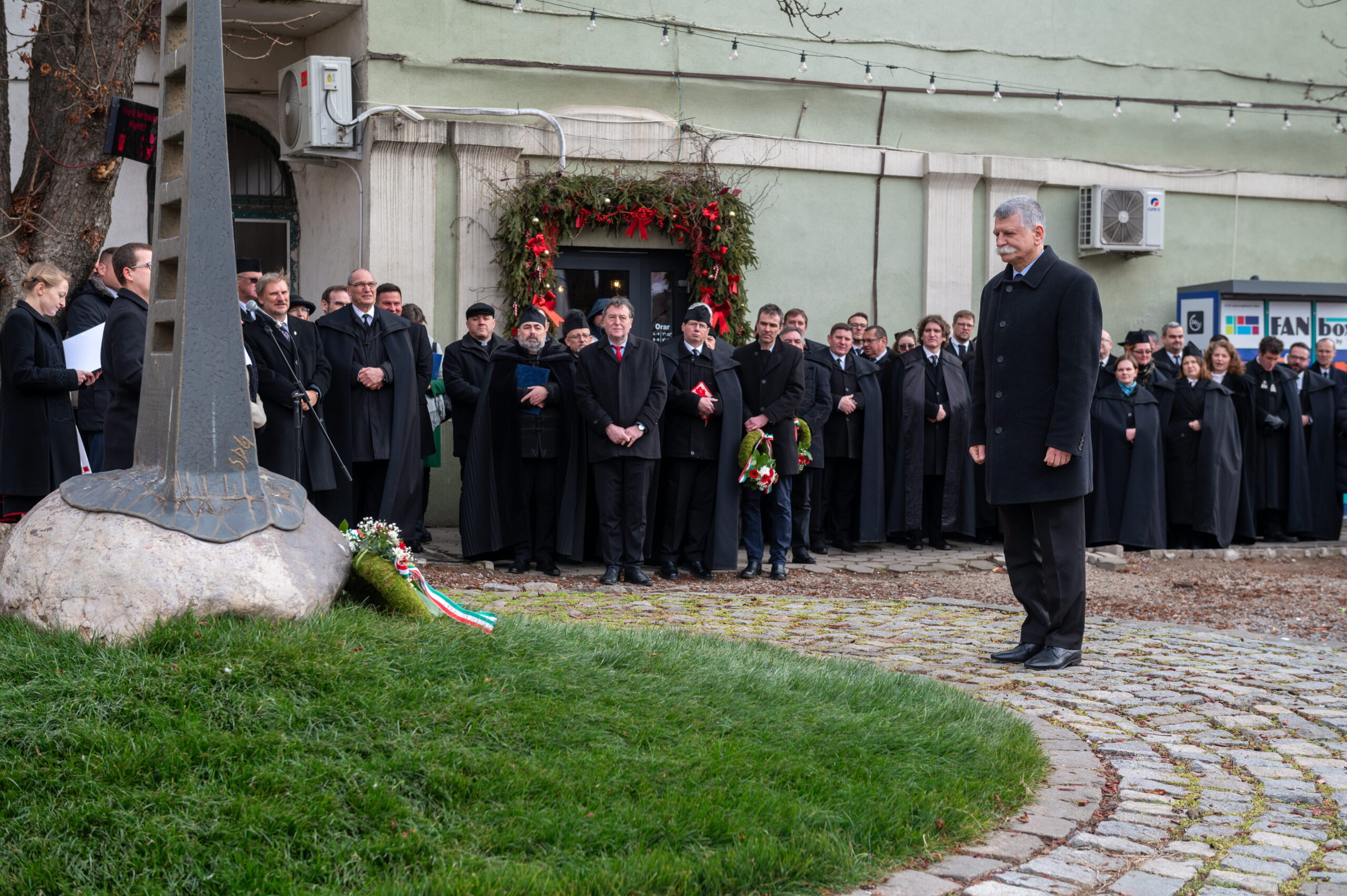 Preşedintele Parlamentului ungar, la Turda: Dacă creştinii din Europa îşi părăsesc poziţiile, libertatea religioasă şi democraţiapolitică vor fi pierdute