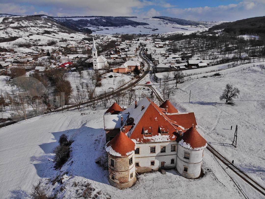 De vizitat: Castelul Pekry-Radák din Ozd