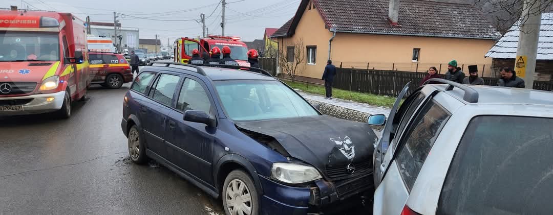 Drum blocat la ieșirea spre Voiniceni