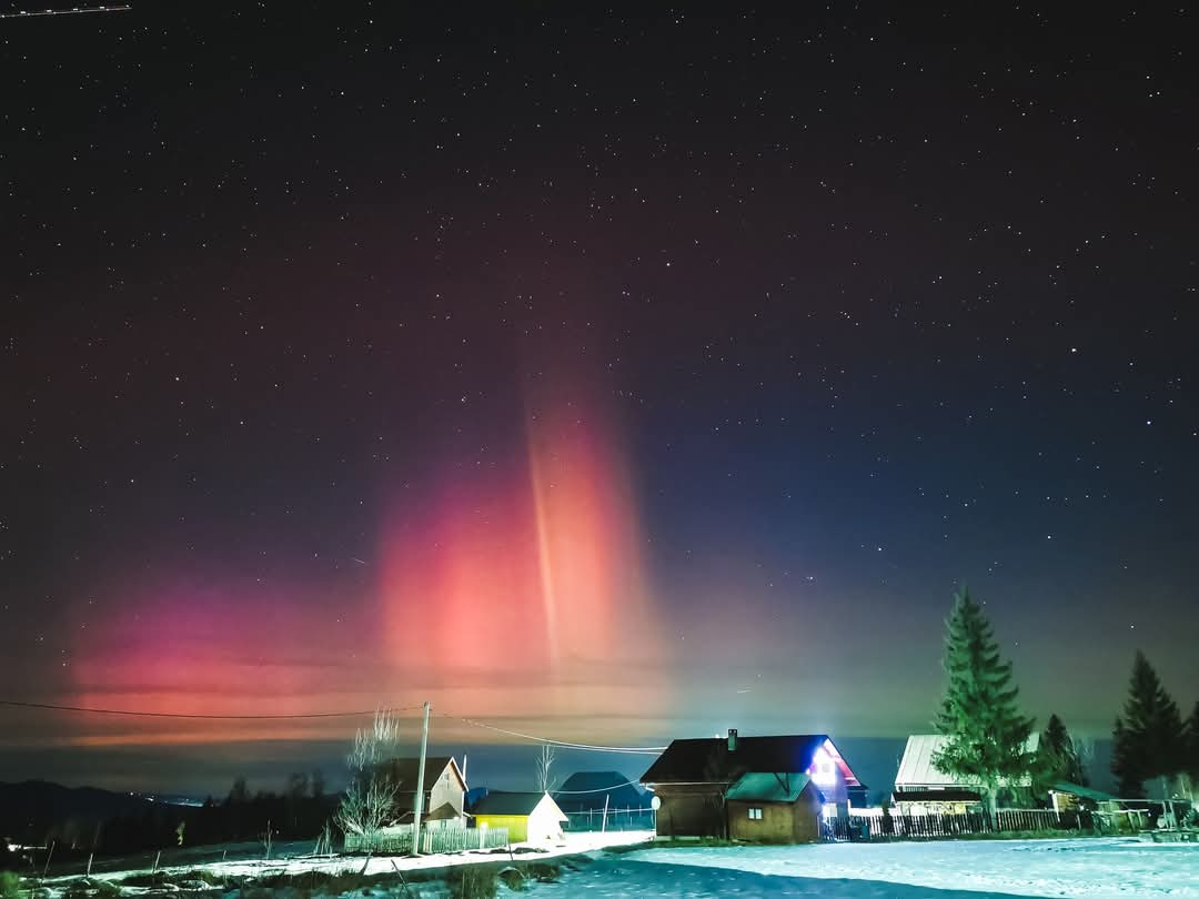 Aurora boreală a colorat cerul României la început de an. În Mureș a fost ceață