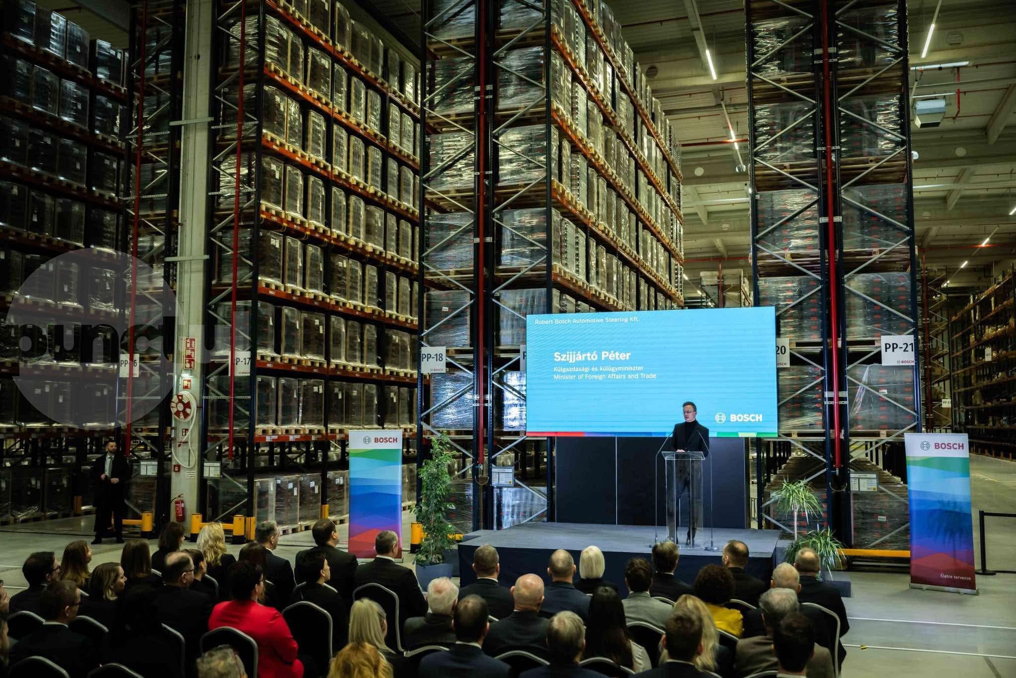 Bosch a inaugurat un centru regional de logistică şi distribuţie în Ungaria