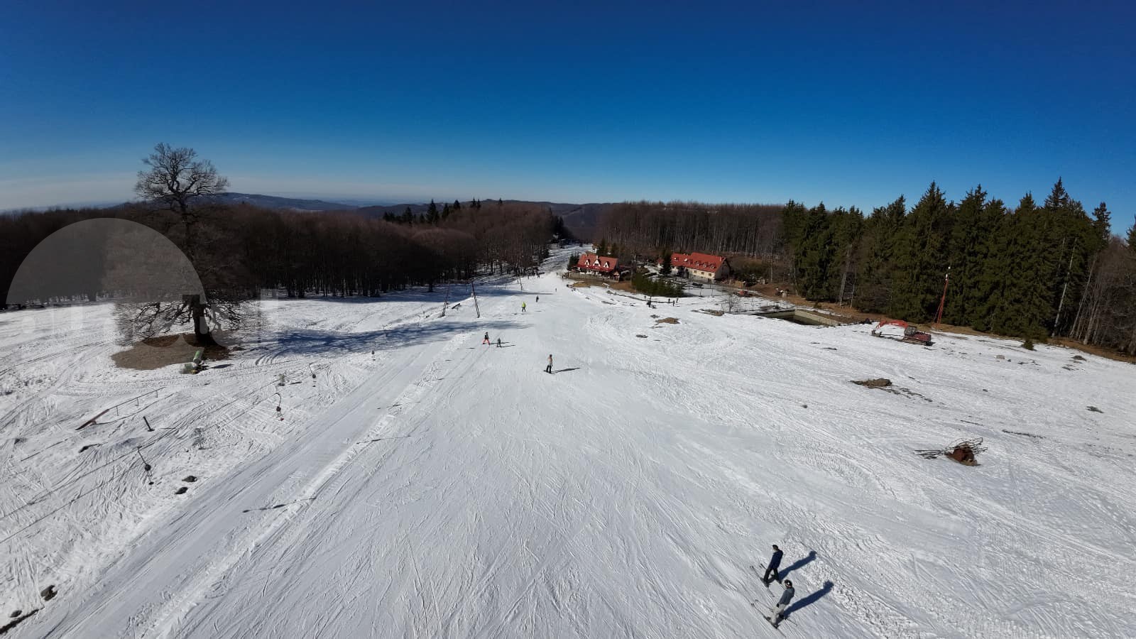 Sezonul de iarnă continuă cu zile perfecte pentru schi la Sovata