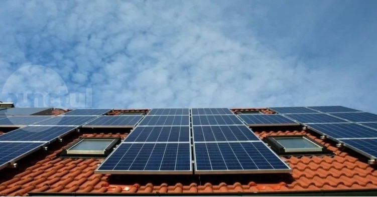 S-a prelungit termenul! Cererile pentru panourile solare gratuite din cadrul Repower EU pot fi depuse până la data de 3 martie 2025