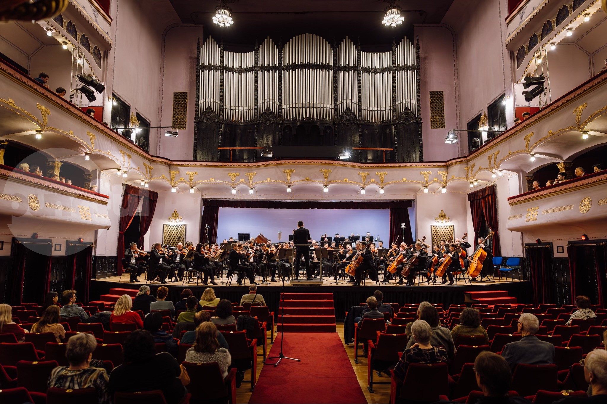 Filarmonica de Stat din Târgu Mureş aniversează 75 de ani de la înfiinţare