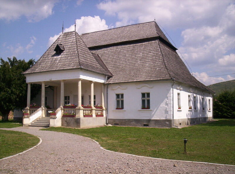 De vizitat: Casa memorială Mikes din Zagon
