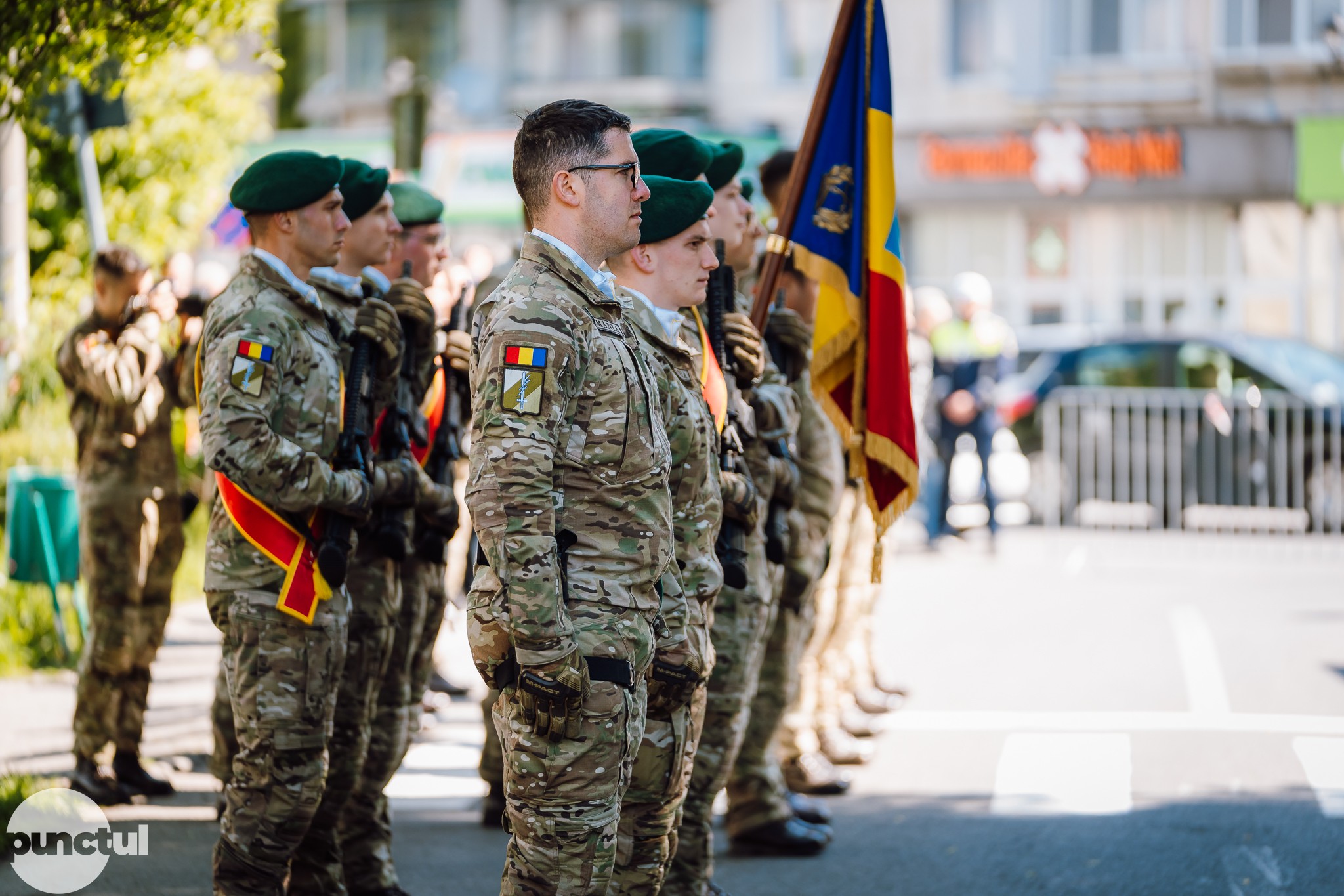 Eroii militari decedați în inundațiile din 1970 omagiați la Troița din cartierul Unirii