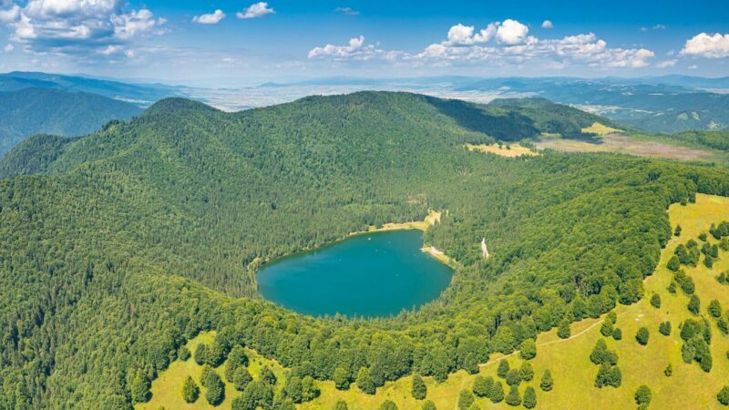 Rezervații naturale: Lacul Sfânta Ana