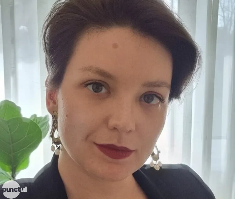 Conferențiar universitar doctor arhitect Mara Popescu decorată cu Ordinul ‘Meritul Cultural’ în grad de Cavaler