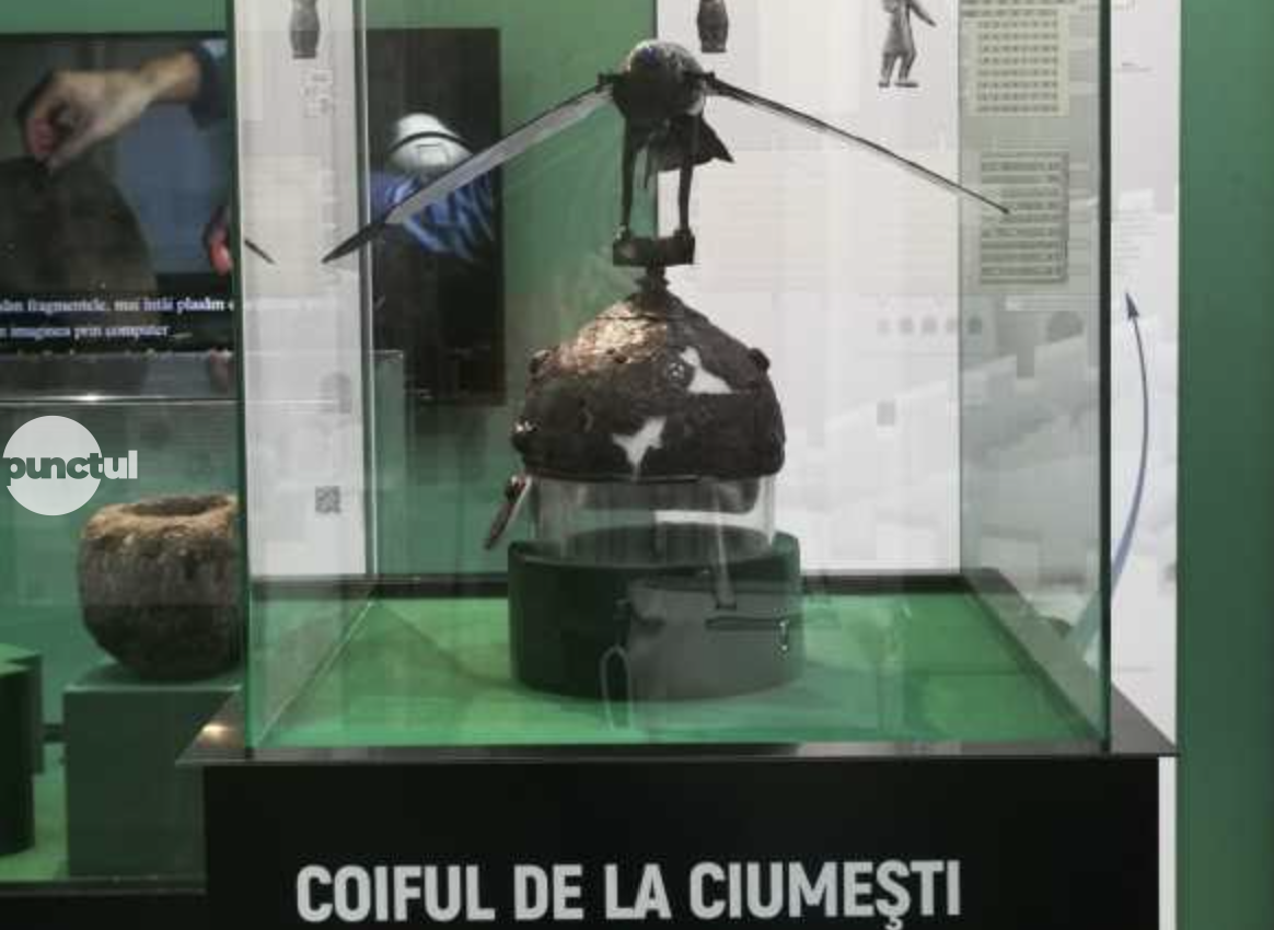 Coiful celtic de la Ciumeşti, unic în lume, expus la Palatul Culturii, alături de Soldaţii de Teracotă