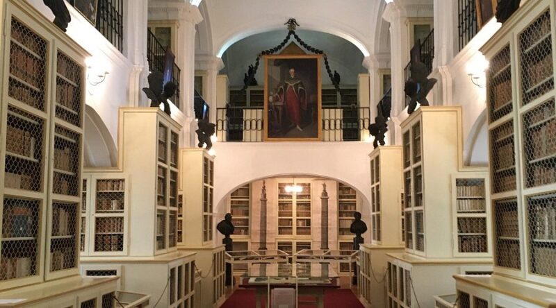 De vizitat: Biblioteca Teleki din Târgu Mureș