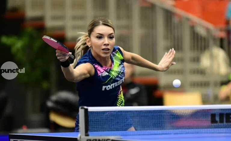 Bernadette Szocs și Sofia Polcanova, debut cu victorie la dublu la Mondialul din Doha