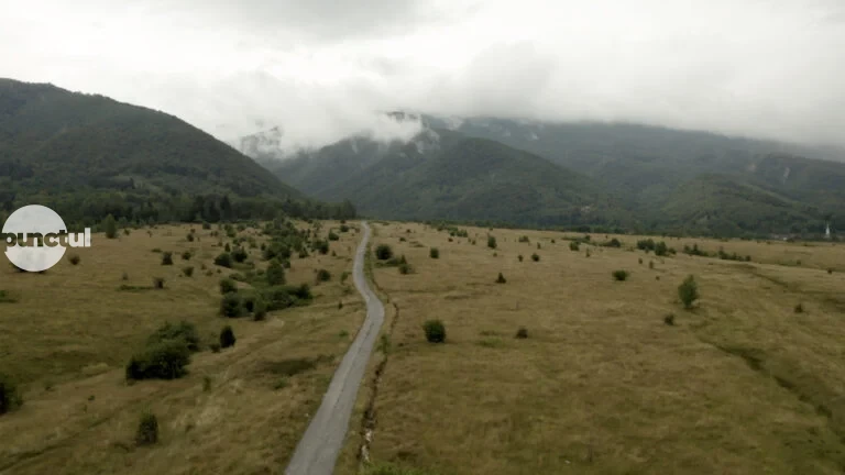 Sezonul de drumeţii pe Via Transilvanica, deschis pe 10 mai cu o amplă acţiune de ecologizare