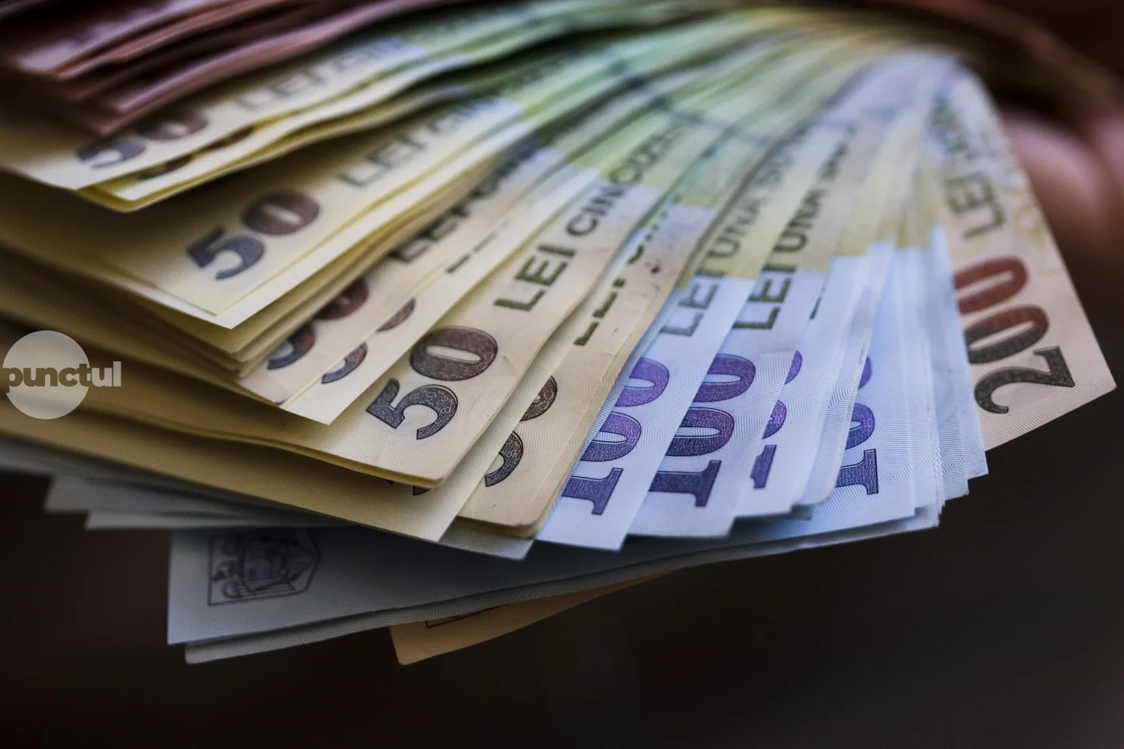 Măsurile fiscale anunțate de viitorul guvern privind taxele pentru companii și impozitarea veniturilor populației