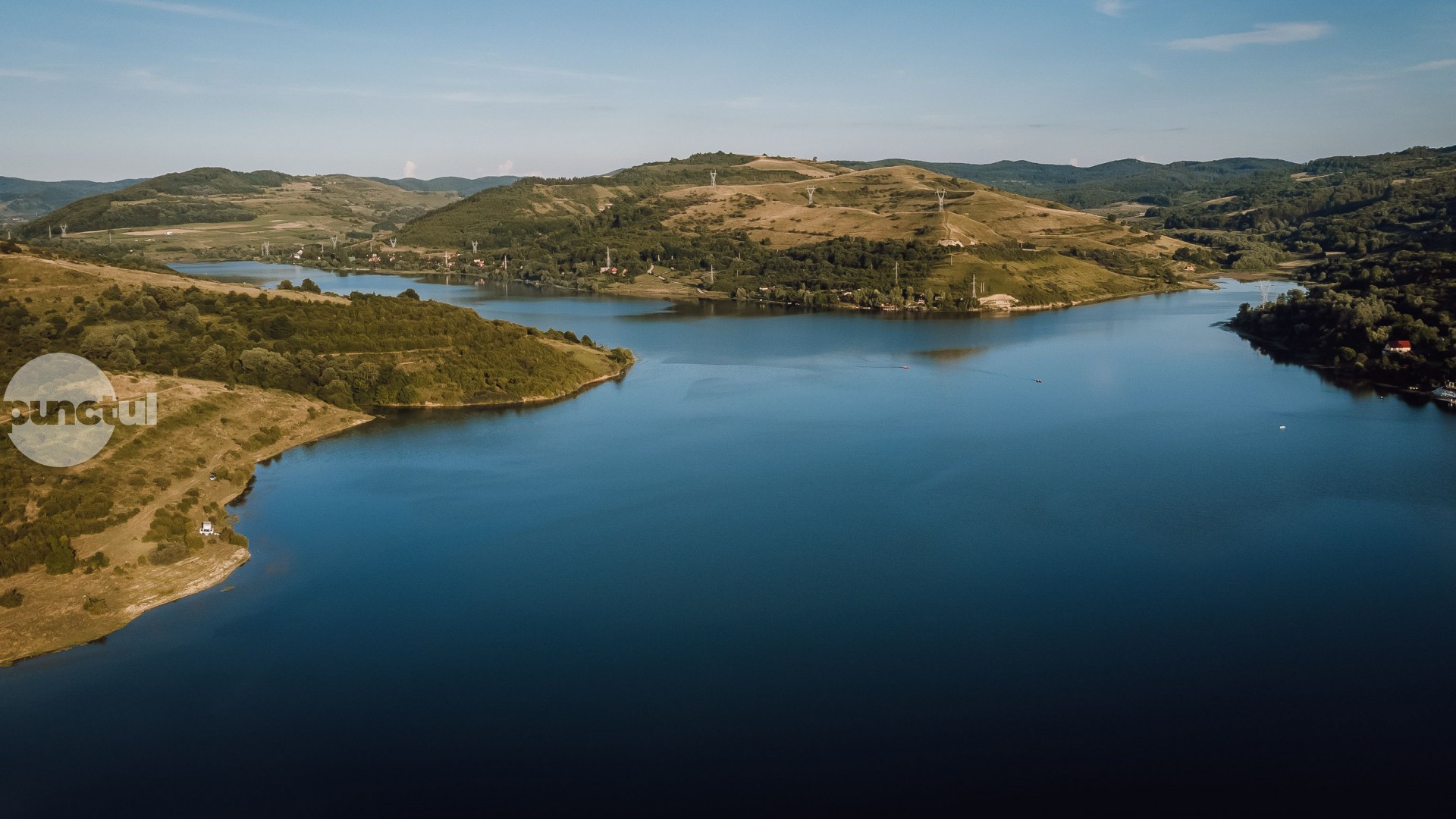 (Video) Câștigătorii concursului de pescuit staționar la plută pe lacul Bezid
