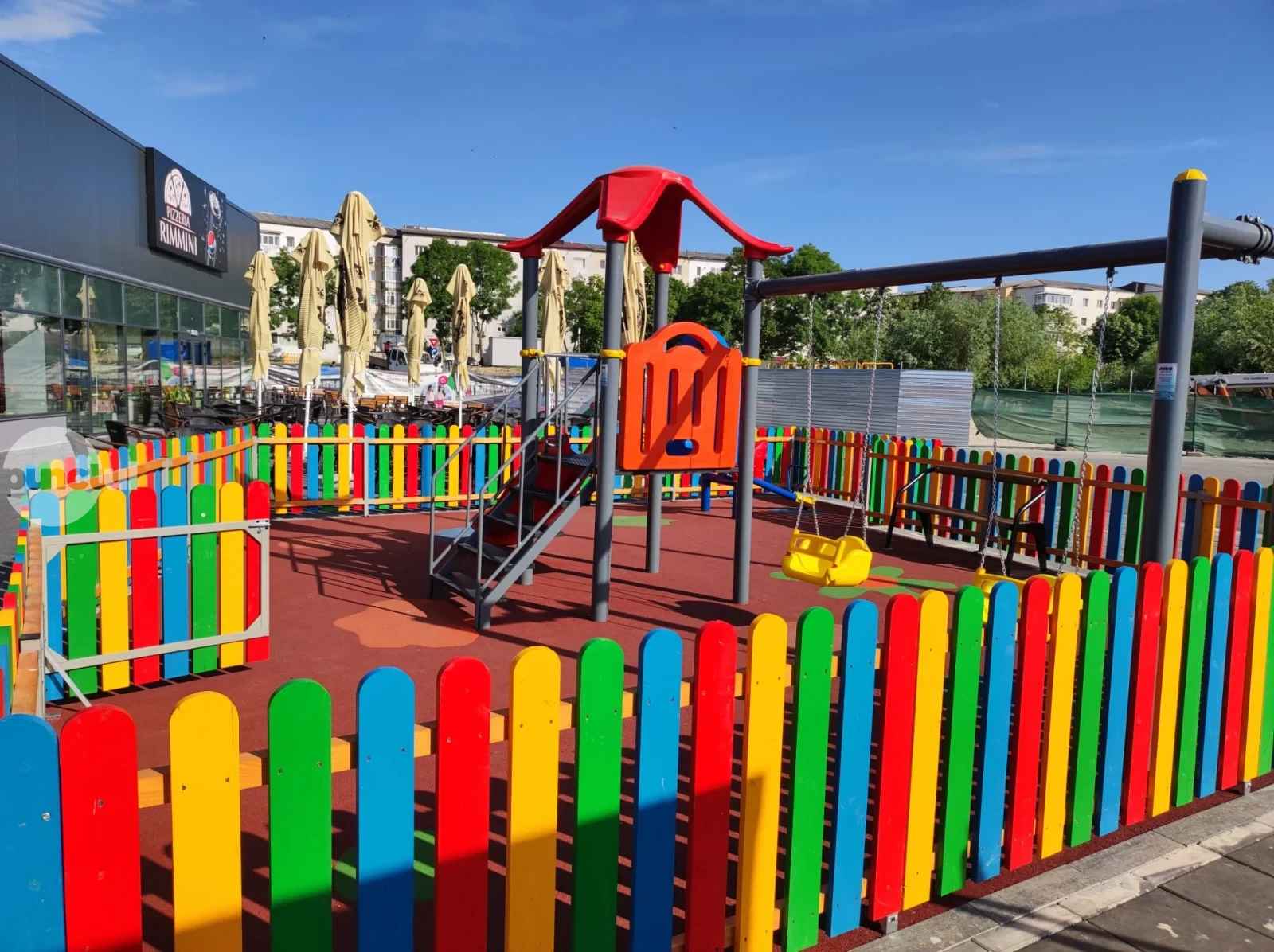 Patru noi spații de joacă la Târgu Mureș