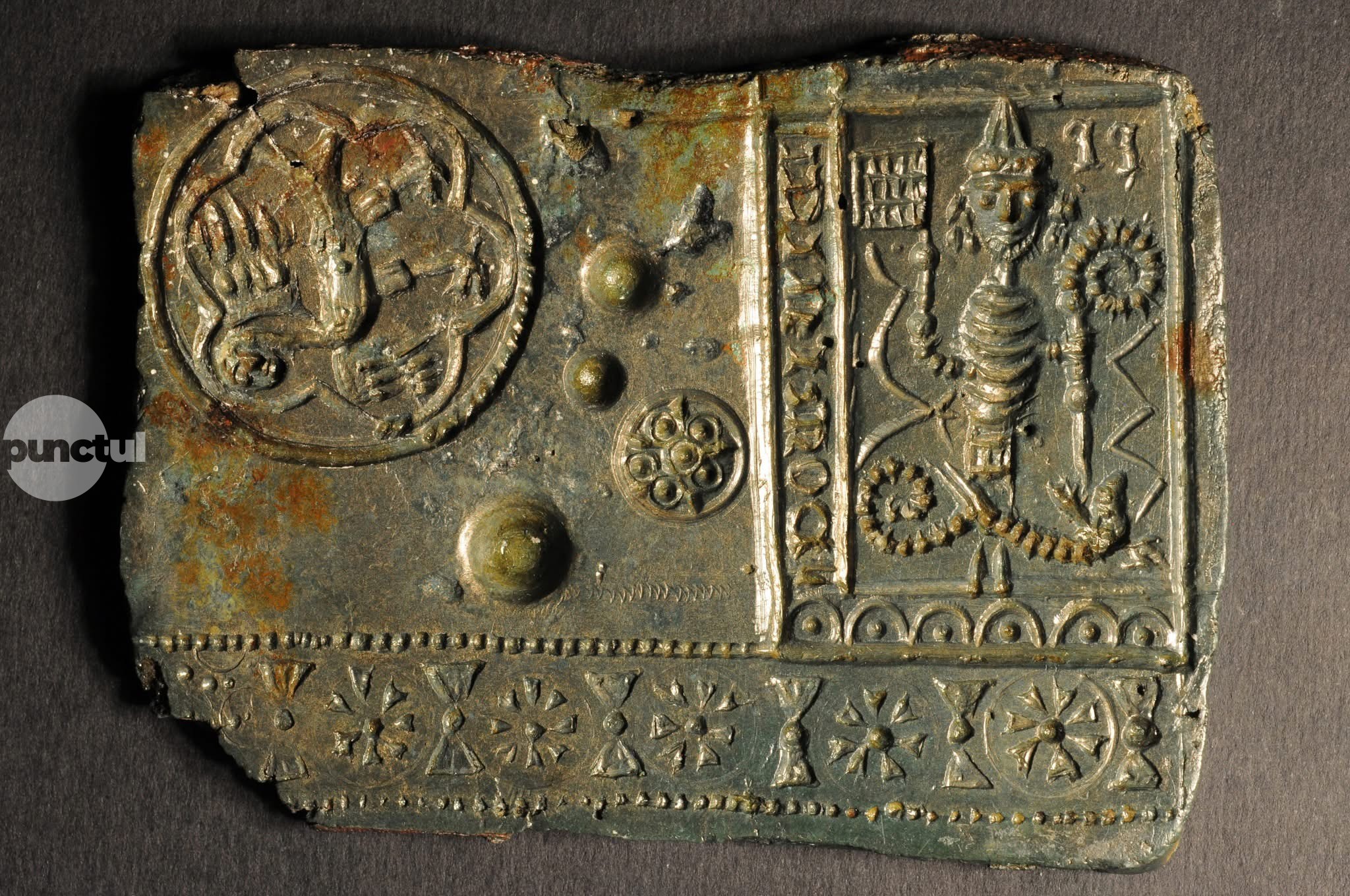Un Tezaur medieval unic în Bazinul Carpatic poate fi admirat la Sângeorgiu de Mureș