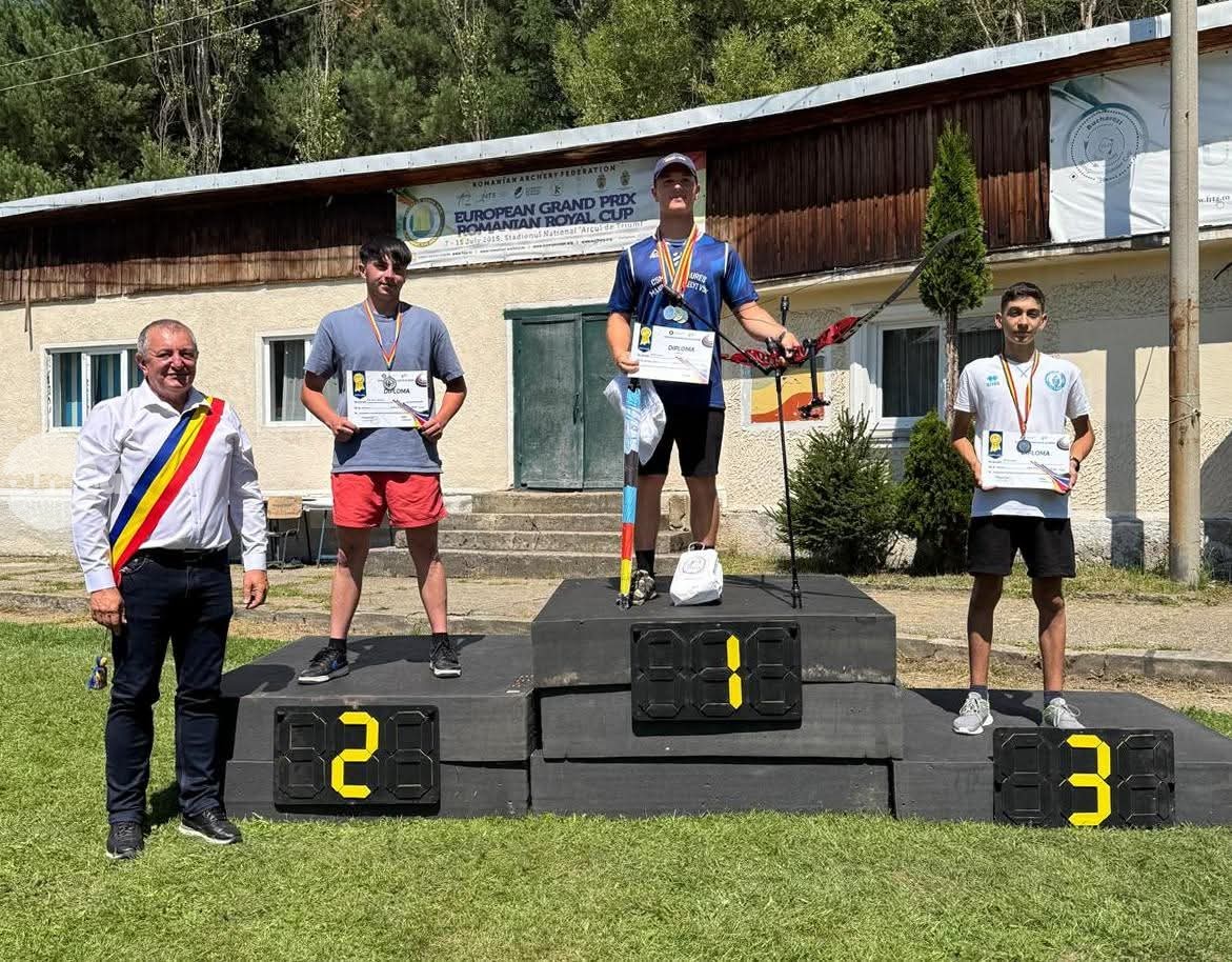 3 medalii de aur și un argint la Campionatul Național Outdoor!
