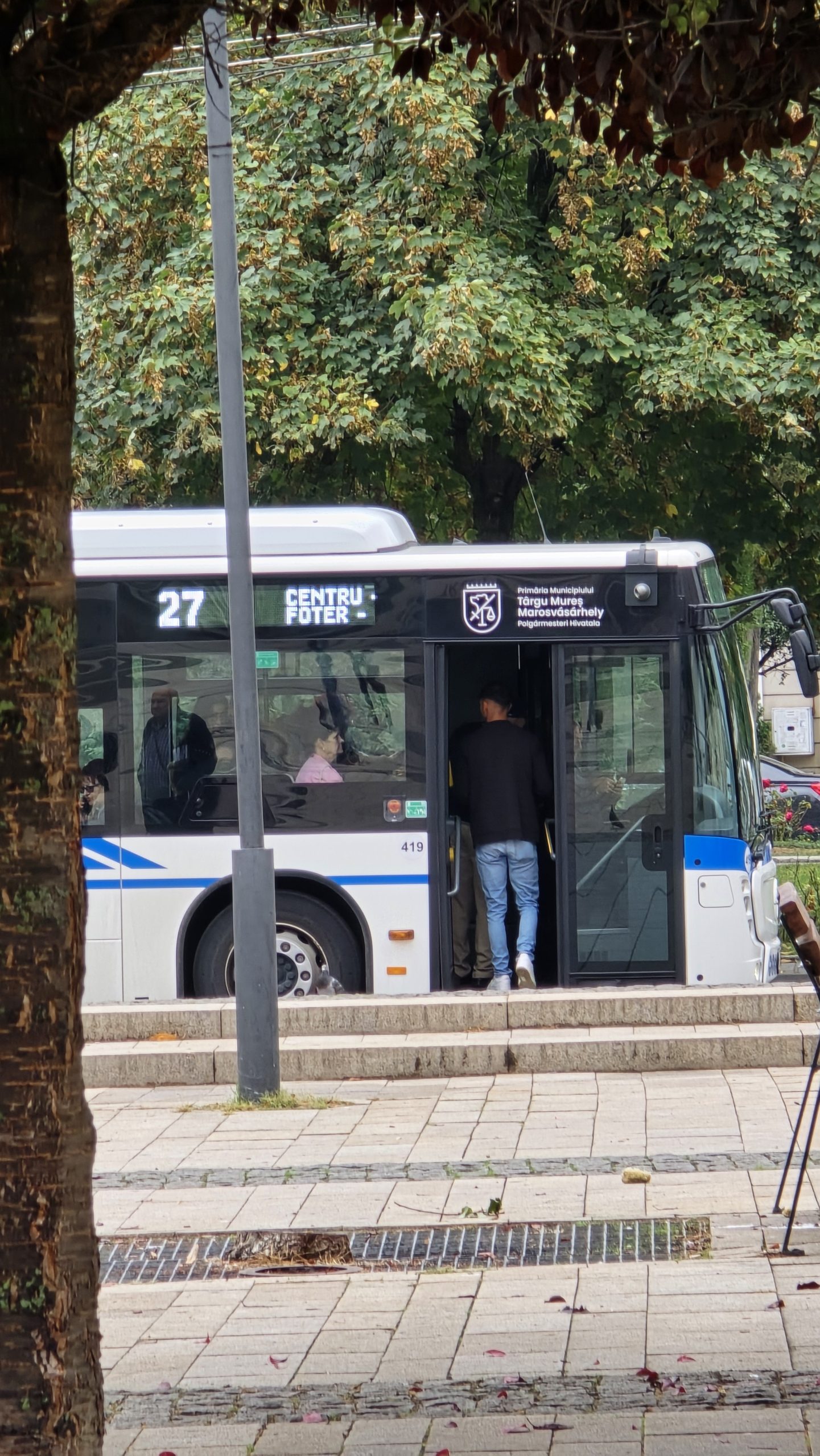 Se schimbă plecarea unei curse școlare!