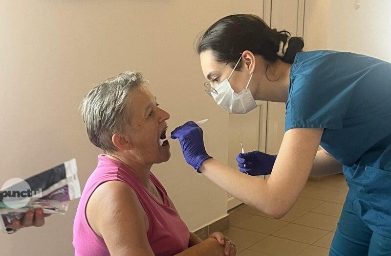 România formează prea mulți medici stomatologi, dar la UMFST concurența crește de la an la an