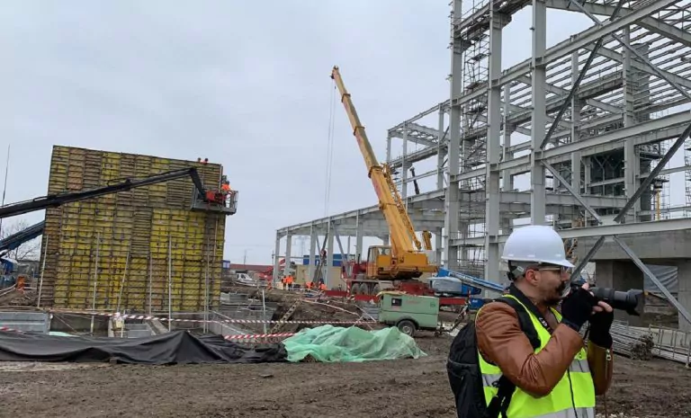 Mult-întâziata centrală nouă de la Iernut: Constructorul spaniol Duro Felguera ia în calcul să dea în judecată Romgaz, după ce a primit notificare de reziliere a contractului