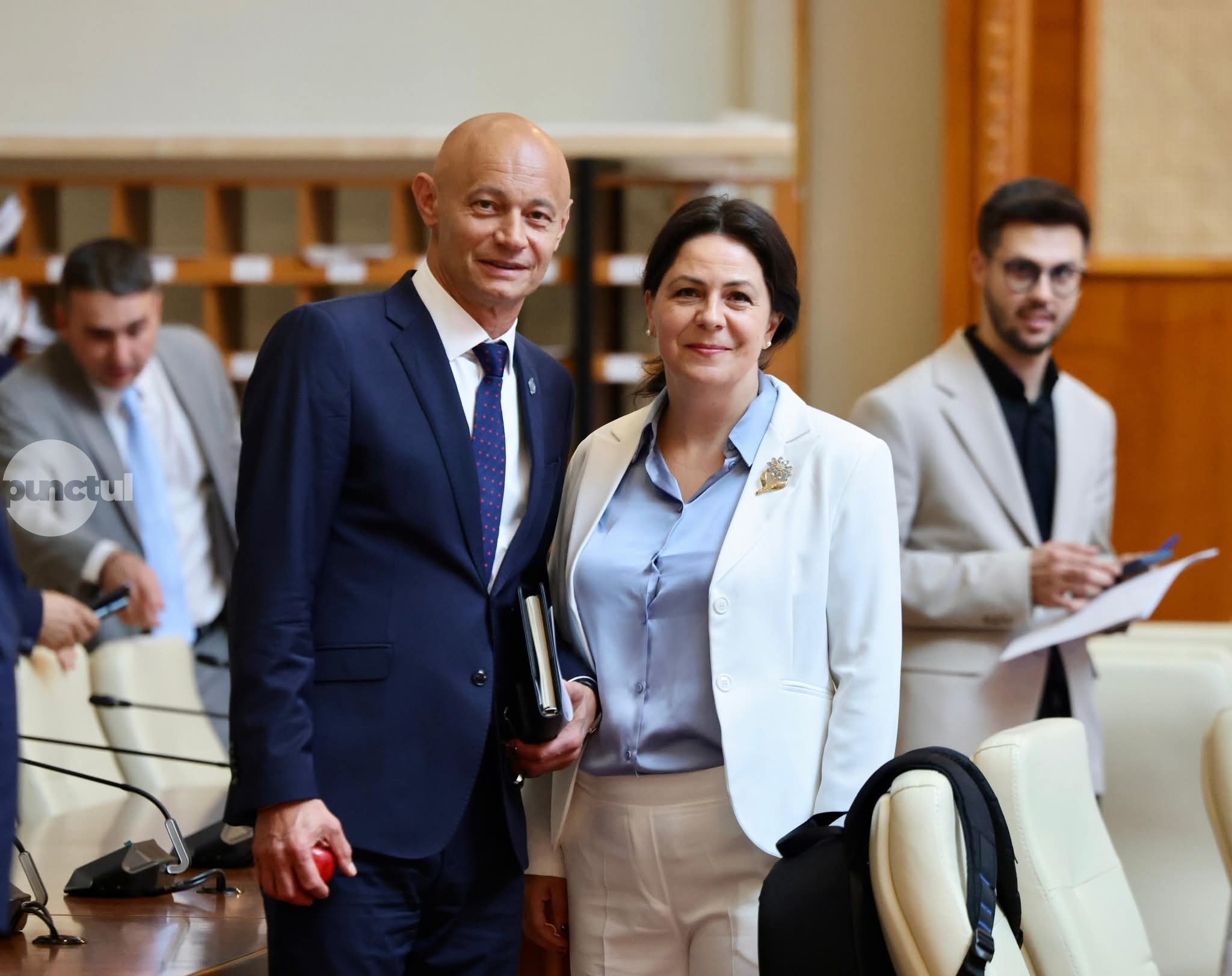Dumitrița Gliga: „Protejarea intereselor românilor este prioritatea! O nouă sesiune parlamentară, sub semnul responsabilității”