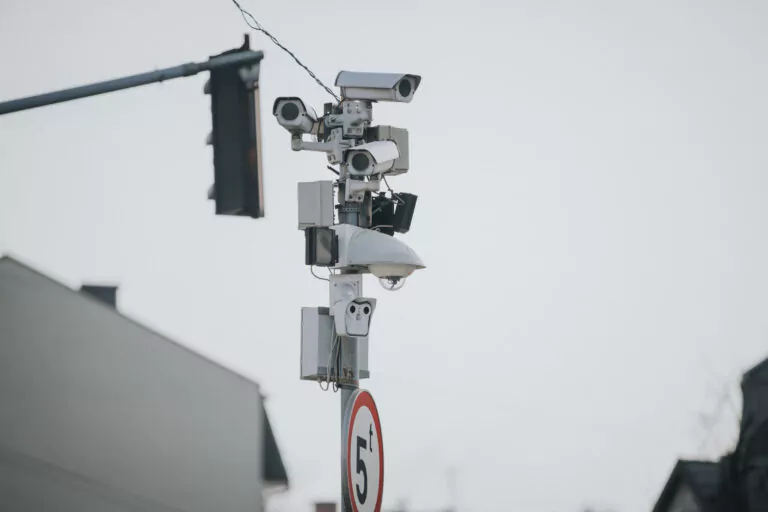 CNAIR instalează sute de camere video pentru măsurarea vitezei medii pe mai multe drumuri naționale și autostrăzi