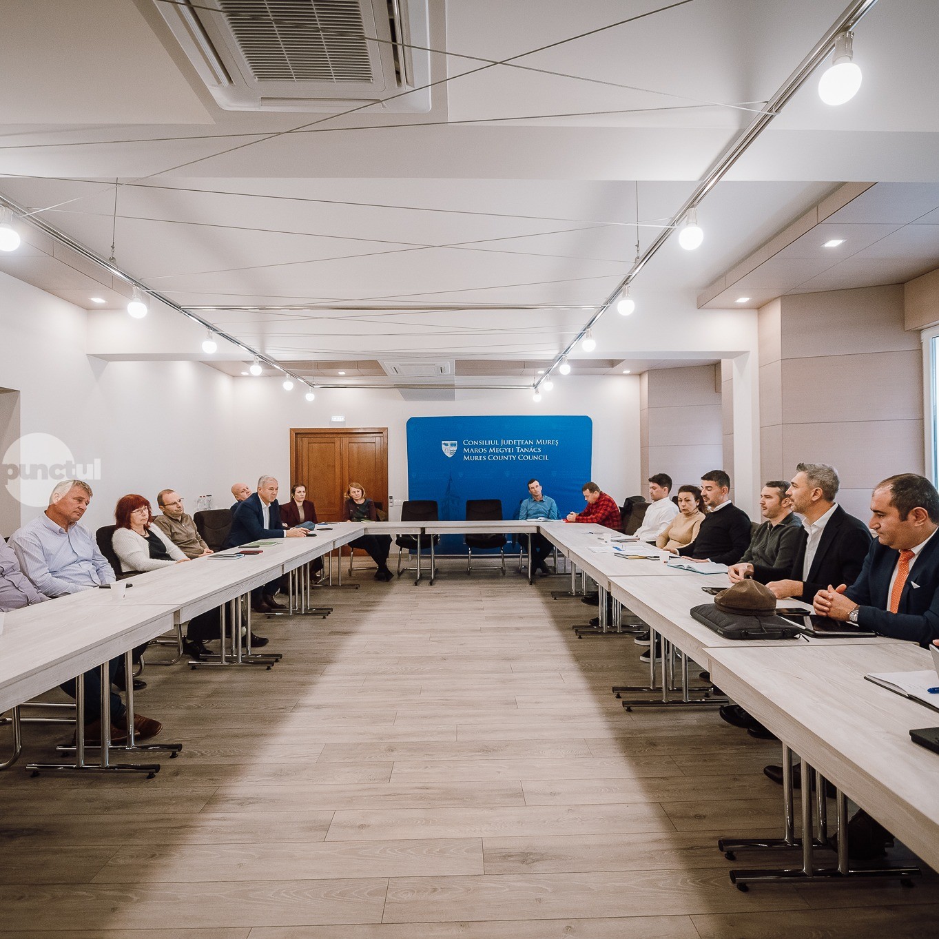 CJ cere cooperarea administraţiilor locale şi proprietarilor de terenuri pentru realizarea tronsonului autostrăzii A8 Miercurea-Nirajului – Sărăţeni