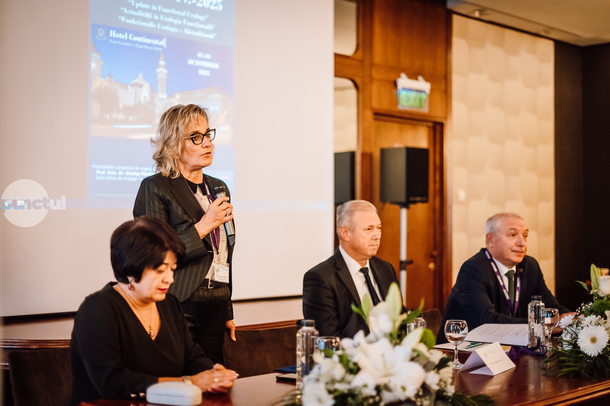 Specialiştii în urologie reclamă folosirea excesivă a antibioticelor, în cadrul Simpozionului Internaţional UROFUN 2025