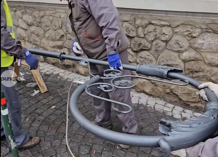 Sovata își reînnoiește centrul: cablurile aeriene vor fi mutate în subteran