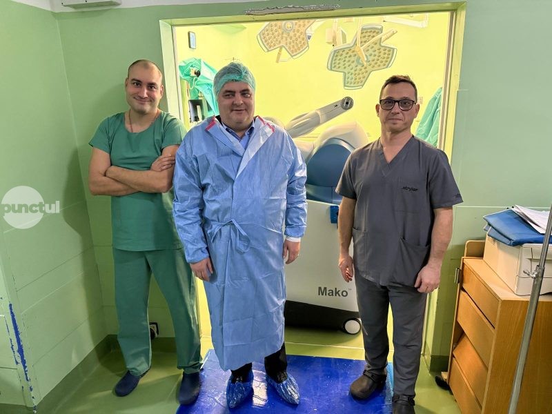 Maraton de endoprotezare genunchi și șold prin chirurgie robotică, la Spitalul Clinic Judeţean de Urgenţă Târgu Mureş