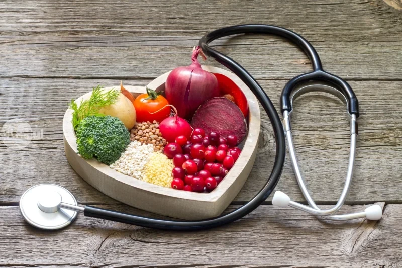 Cum scădem colesterolul cu ajutorul alimentelor. Sfaturi de la medici