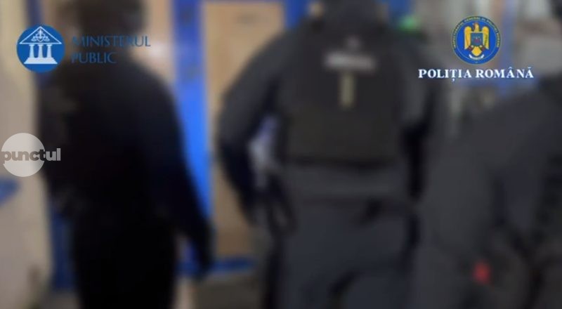 Percheziții într-un dosar de evaziune fiscală pentru veniturile obținute din comercializarea autoturismelor de lux