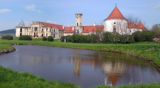 CFR suplimentează opririle de tren la Electric Castle 2026 – iată ce trenuri opresc la Bonțida