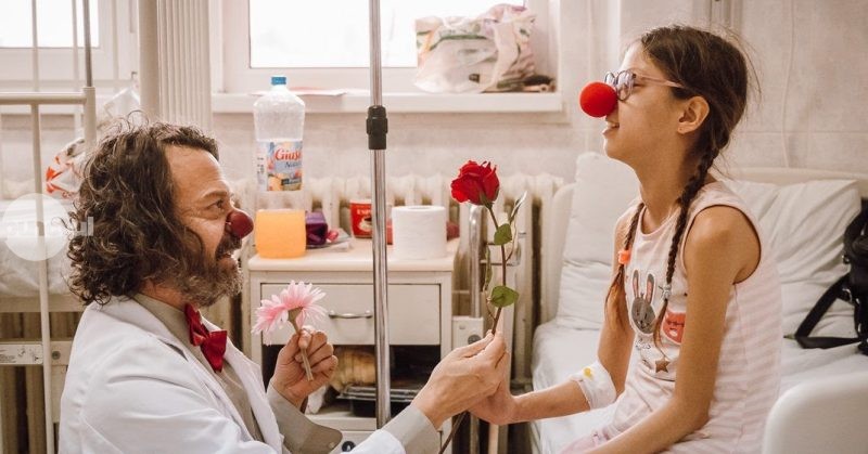 În Mureș a fost lansat programul Doctorii Clovni în Transilvania