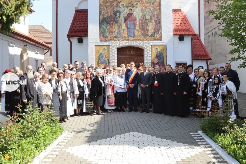 Liga Femeilor Creştin-Ortodoxe a sărbătorit organizaţia din Reghin la 30 de ani de activitate