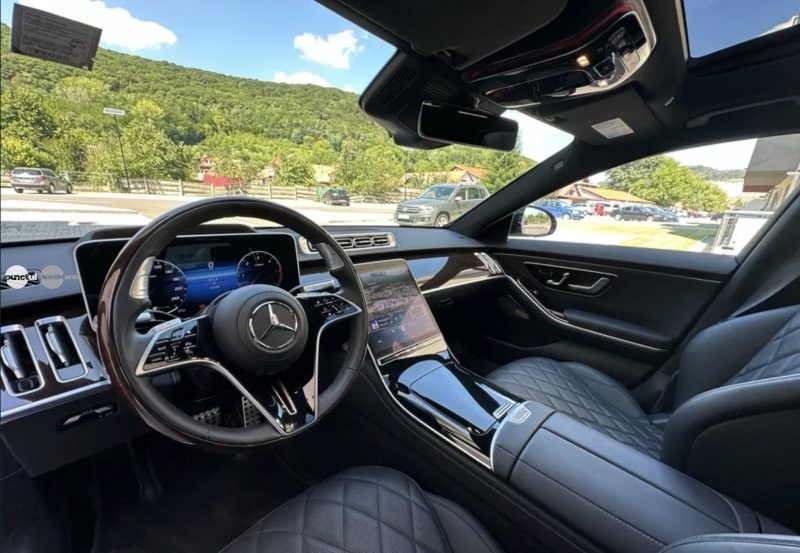 Un Mercedes de lux din 2024 se vinde la Sighișoara cu aproape 108.000 de euro