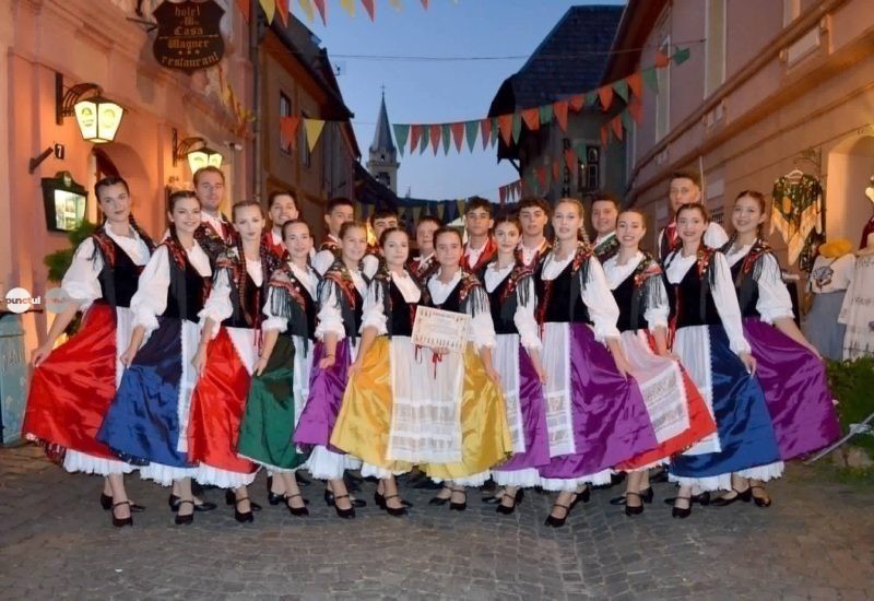 Festivalul Intercultural ProEtnica sărbătoreşte un sfert de veac de la prima ediţie