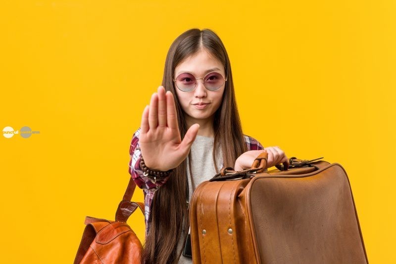 Efecte grave și vizibile în turism la un an de la reducerea cu 50% a valorii tichetelor de vacanță