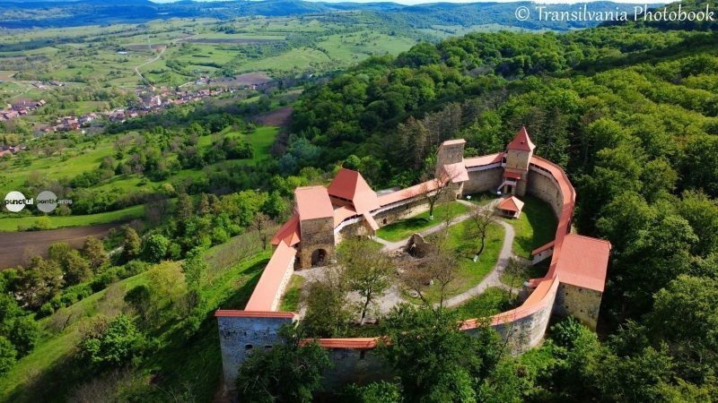 Cetatea de Refugiu de secol XIV din Saschiz poate fi vizitată zilnic